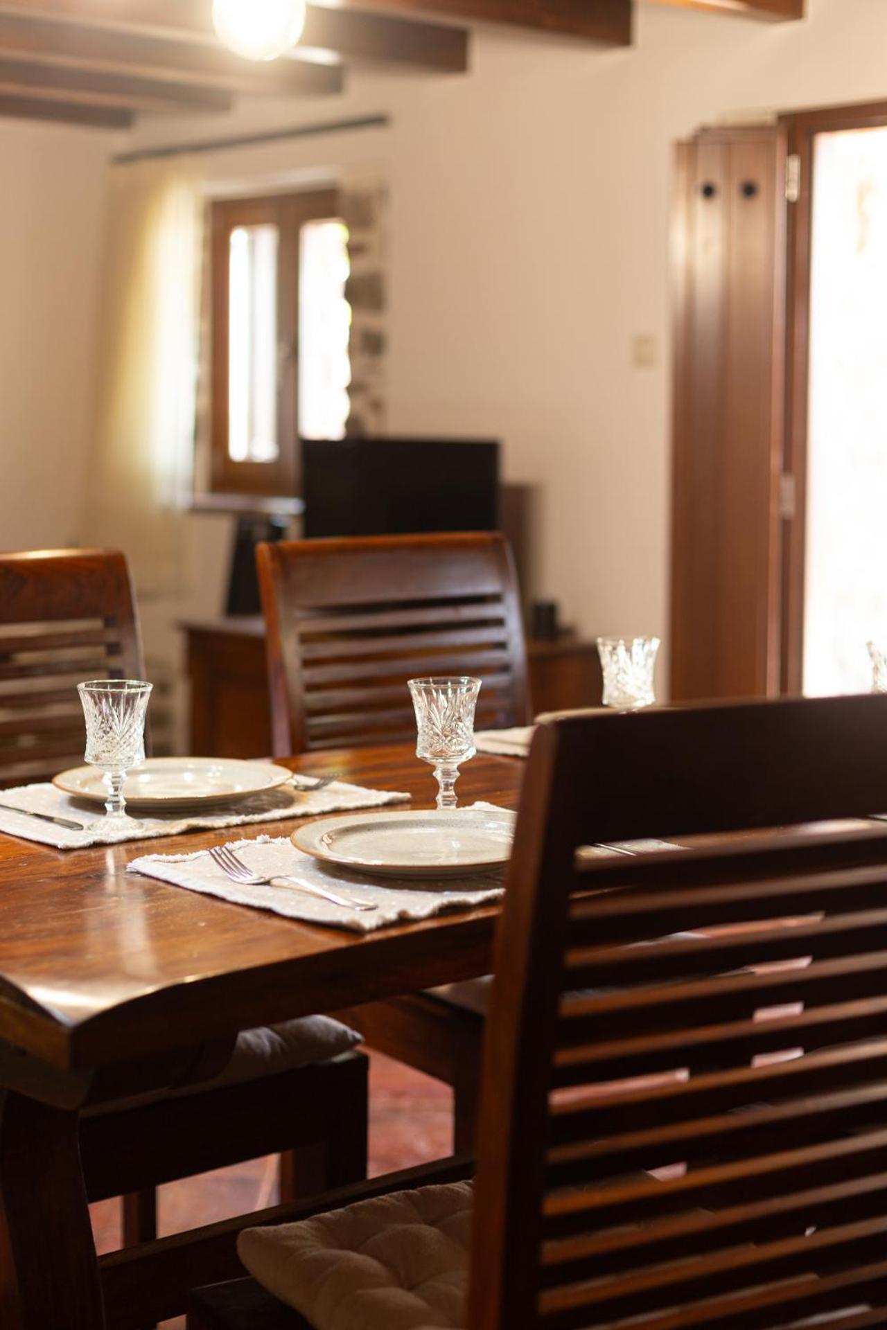 To Spiti Sto Castro Apartment นาฟปาคตอส ภายนอก รูปภาพ
