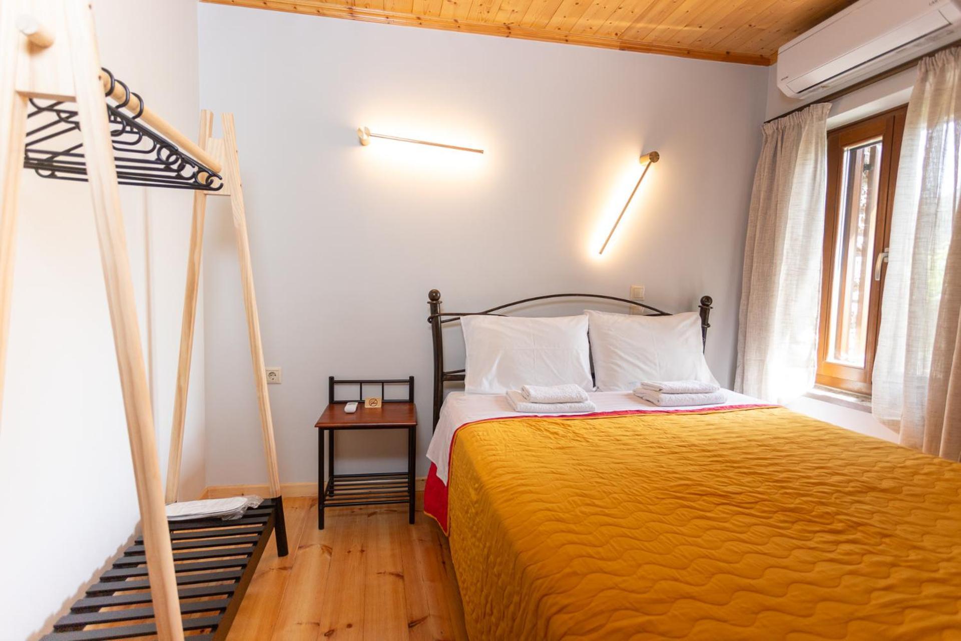 To Spiti Sto Castro Apartment นาฟปาคตอส ภายนอก รูปภาพ