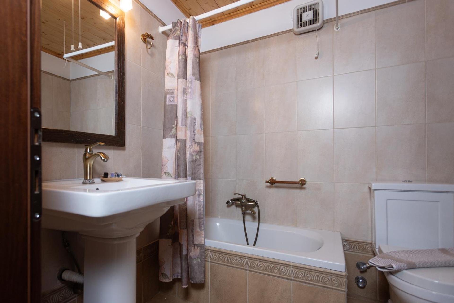 To Spiti Sto Castro Apartment นาฟปาคตอส ภายนอก รูปภาพ